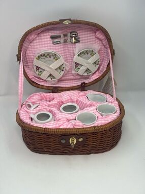 Porcelain Children's Pretend Play Tea Set with Plates Cups Teapot Basket Cats